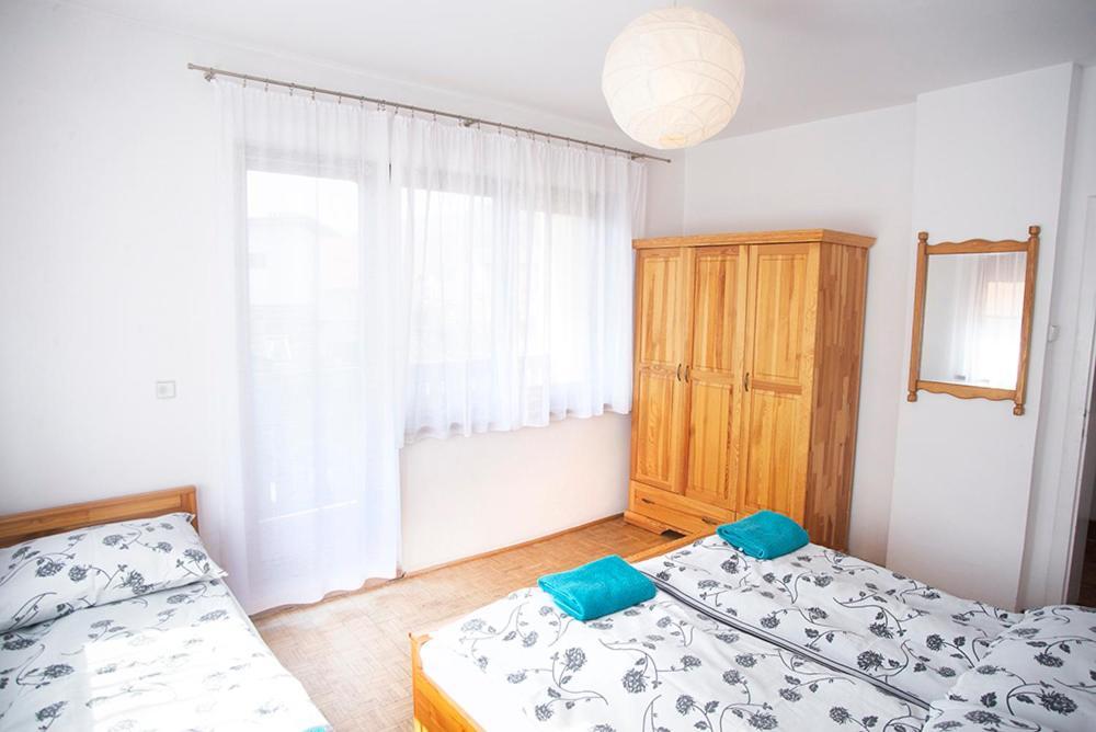 Apartment Romana *